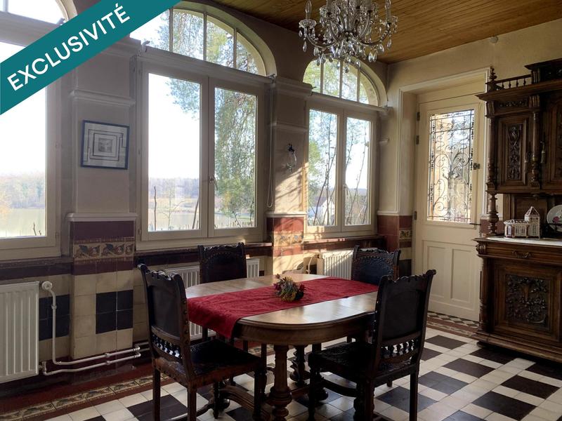 Maison - 274 m² - 11 pièces