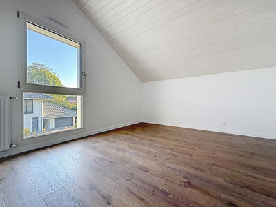 Maison - 142 m² - 6 pièces