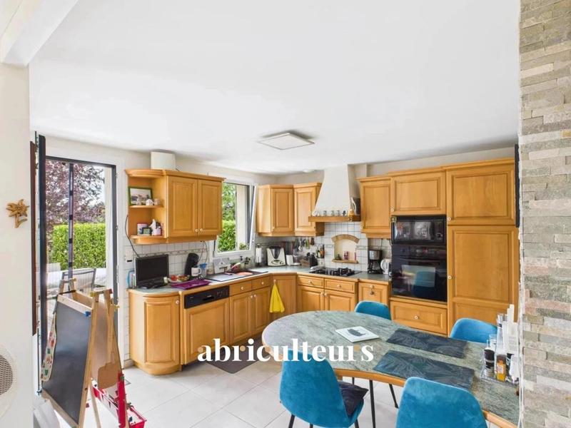 Maison ancienne - 117 m² - 7 pièces