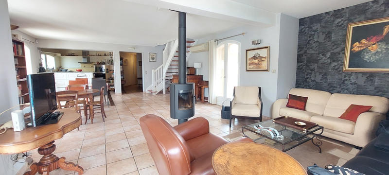 Maison - 157 m² - 5 pièces
