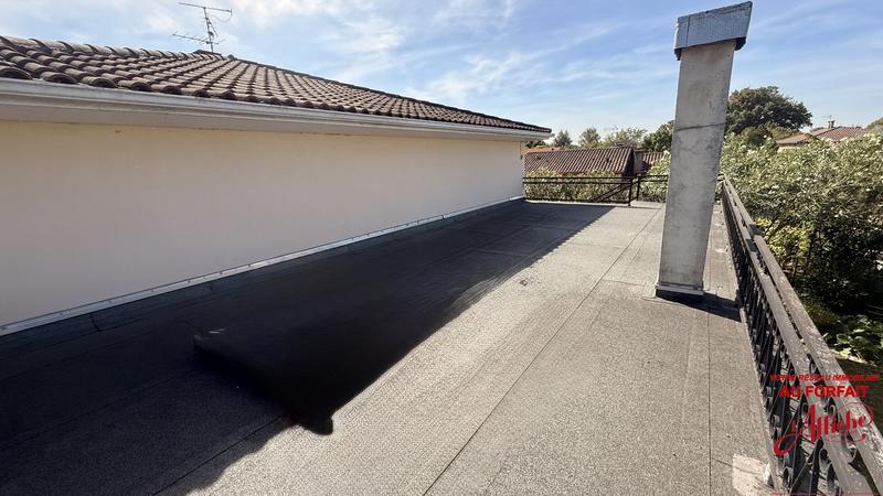 Maison - 99 m² - 5 pièces