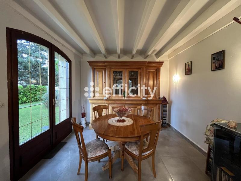 Maison - 157 m² - 6 pièces