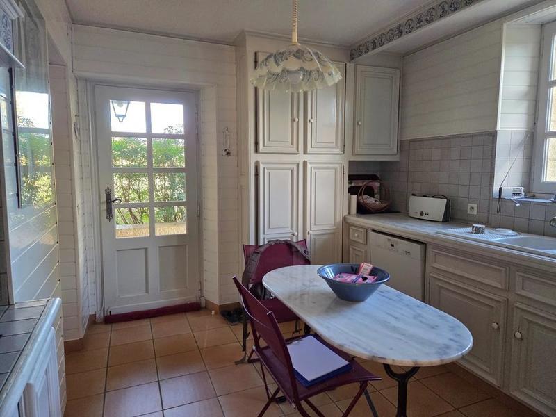 Maison en pierre - 169 m² - 7 pièces