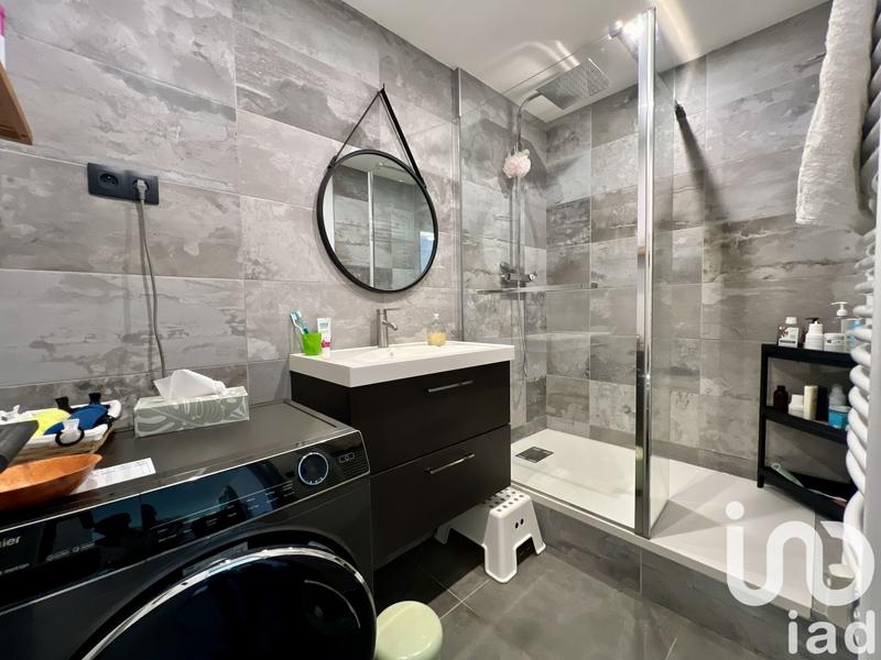 Appartement - 94 m² - 5 pièces