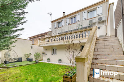 Maison - 135 m² - 5 pièces
