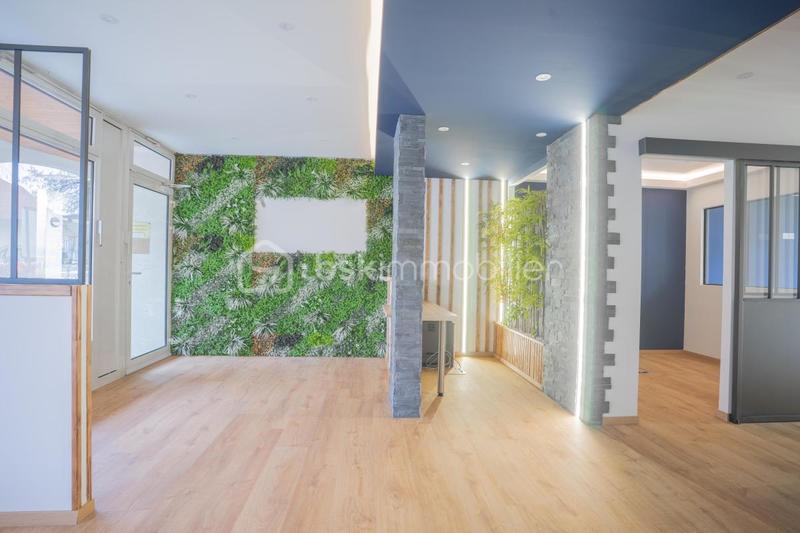 Bureau - 56 m² - 4 pièces