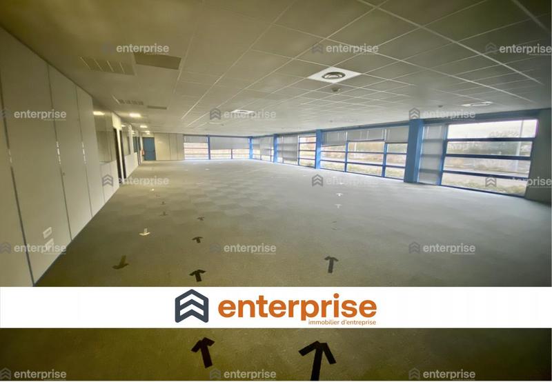 Bureau - 463 m²