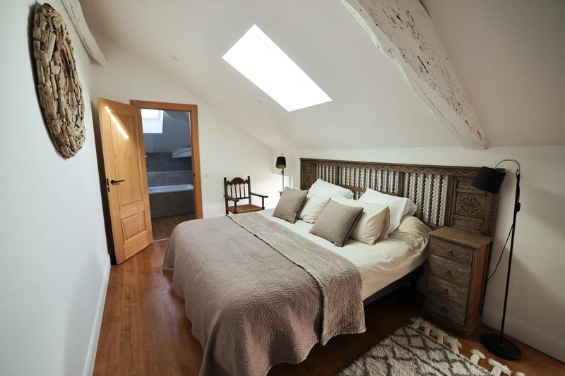 Maison - 404 m² - 9 pièces