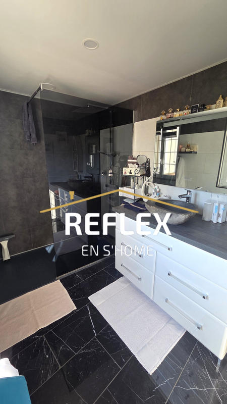 Maison - 165 m² - 7 pièces