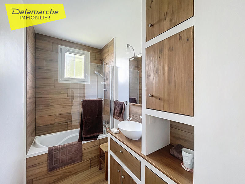 Maison - 101 m² - 5 pièces