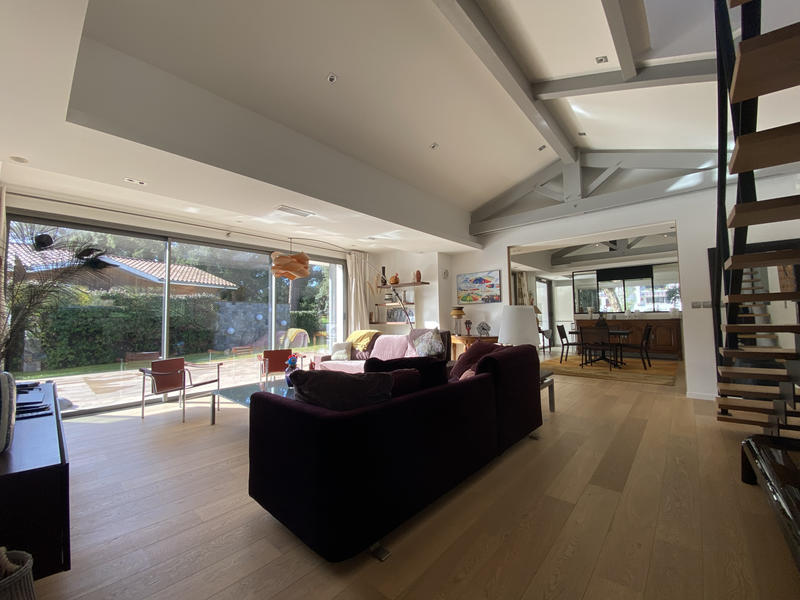 Maison - 183 m² - 5 pièces