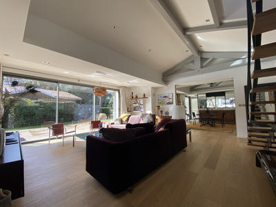 Maison - 183 m² - 5 pièces