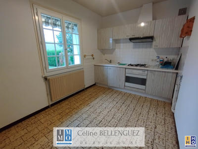 Maison traditionnelle - 75 m² - 4 pièces