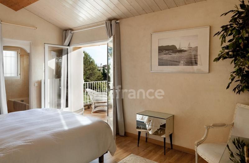 Mas - 187 m² - 6 pièces