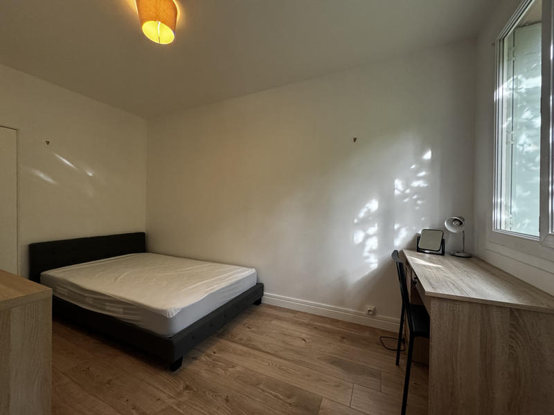 Appartement - 81 m² - 5 pièces