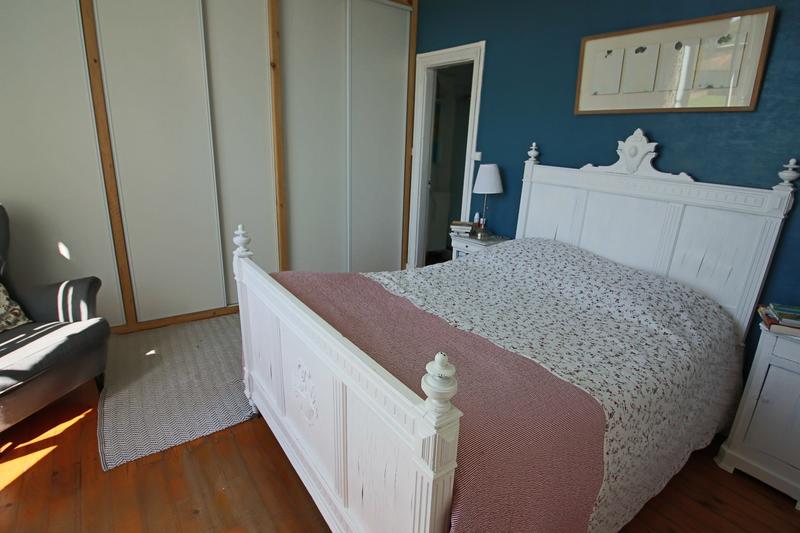 Maison - 150 m² - 8 pièces