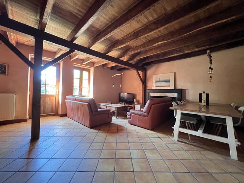 Maison - 142 m² - 5 pièces
