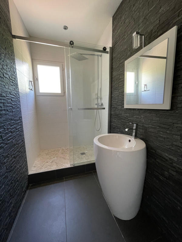 Villa - 220 m² - 9 pièces