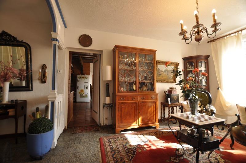 Maison - 280 m² - 9 pièces