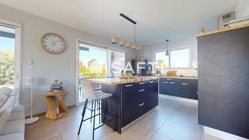 Maison - 110 m² - 6 pièces