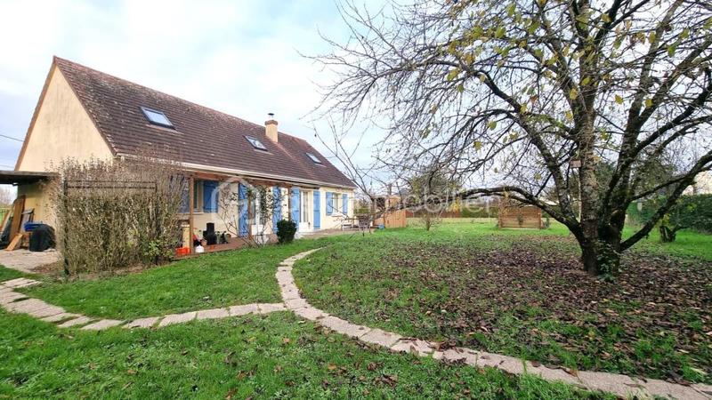 Pavillon - 145 m² - 8 pièces