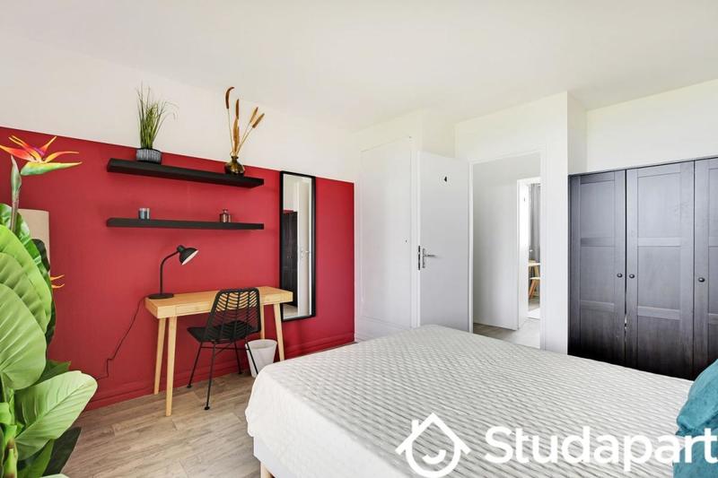 Chambre - 10 m² - 1 pièce