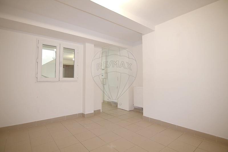 Maison - 169 m² - 8 pièces