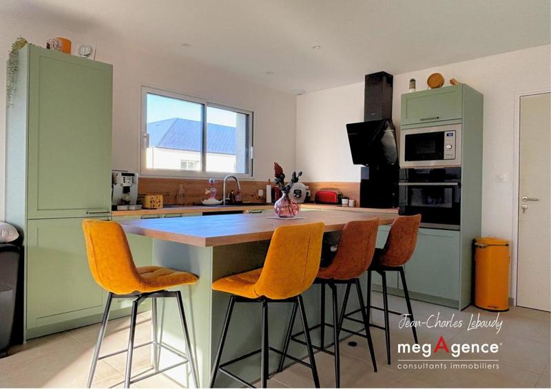 Maison - 105 m² - 5 pièces