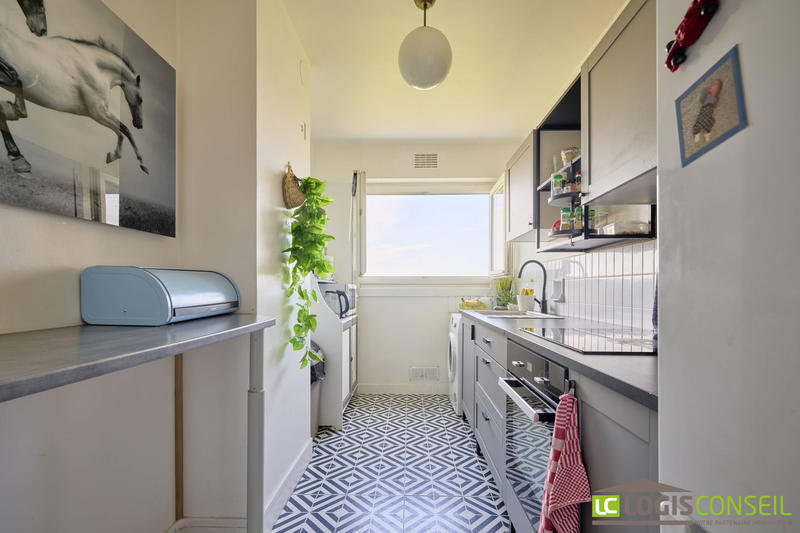 Appartement - 83 m² - 4 pièces