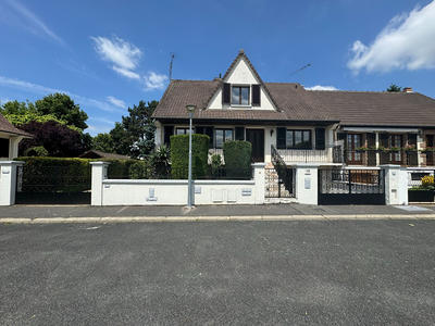 Maison - 113 m² - 5 pièces