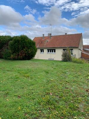 Maison - 98 m² - 5 pièces