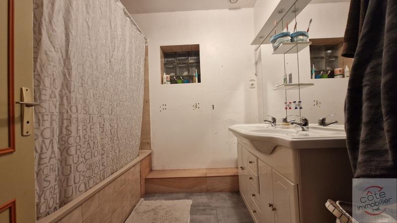 Maison - 188 m² - 7 pièces