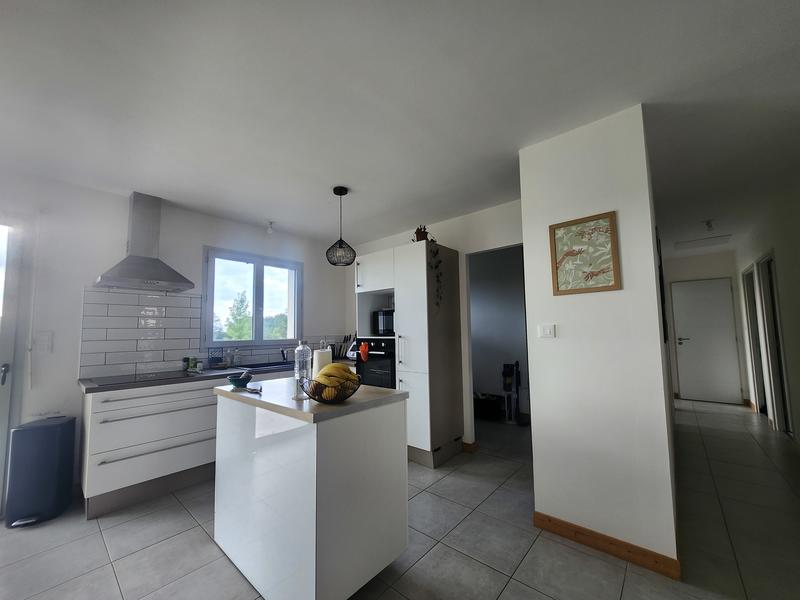 Maison - 88 m² - 5 pièces