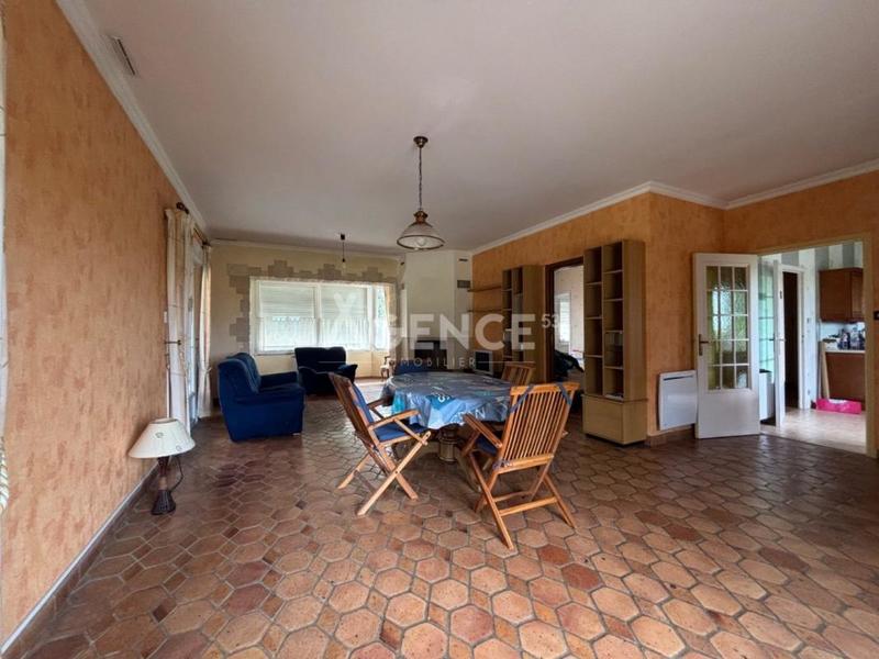 Maison - 175 m² - 6 pièces
