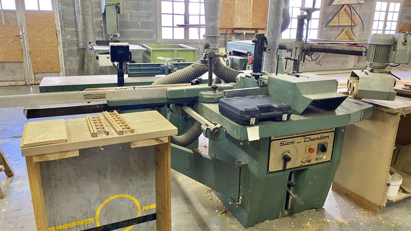 Atelier d'activités - 270 m²