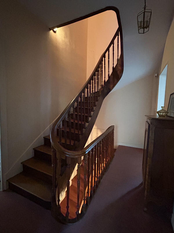 Maison - 244 m² - 8 pièces