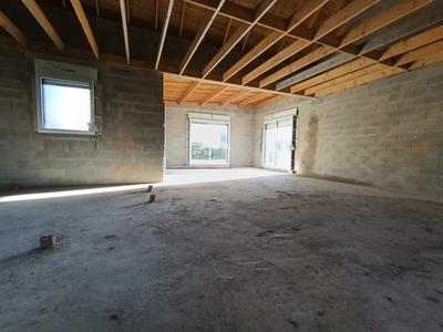 Maison - 108 m² - 4 pièces