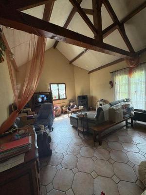 Maison - 188 m² - 5 pièces