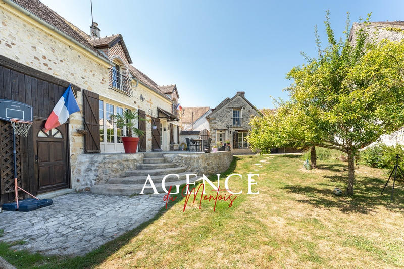 Maison - 165 m² - 7 pièces