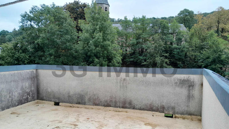 Maison - 324 m² - 16 pièces