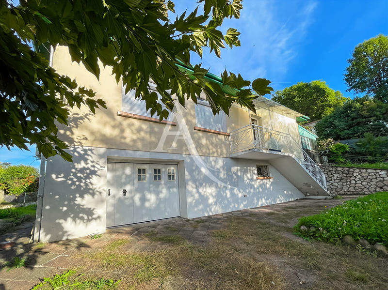 Maison - 83 m² - 5 pièces