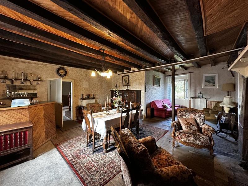 Maison ancienne - 206 m² - 7 pièces