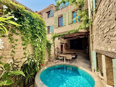 Maison de village - 189 m² - 7 pièces