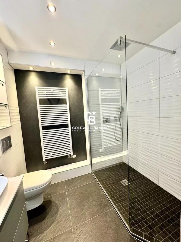 Appartement - 86 m² - 4 pièces