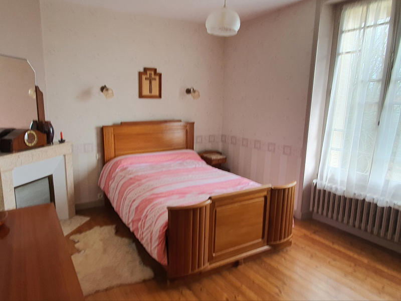 Maison - 167 m² - 6 pièces