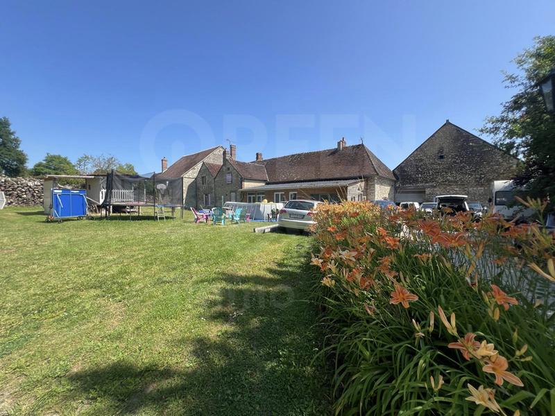 Maison - 157 m² - 6 pièces