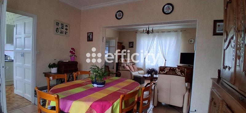 Maison - 93 m² - 4 pièces