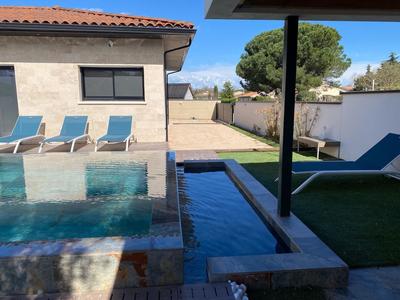 Maison - 170 m² - 6 pièces