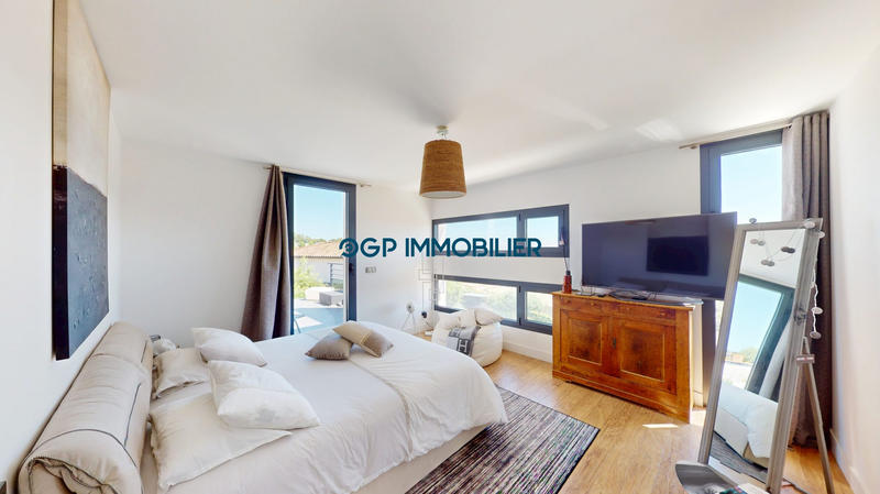 Maison contemporaine - 190 m² - 5 pièces