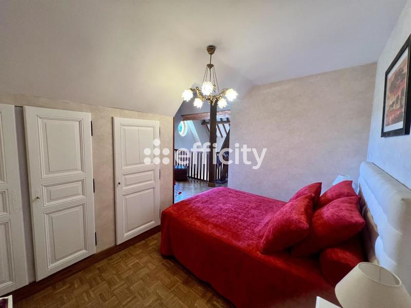 Maison - 190 m² - 7 pièces